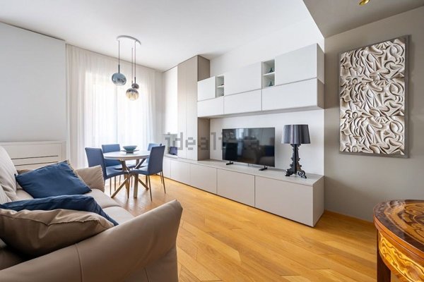 appartamento in vendita a Milano in zona Porta Genova