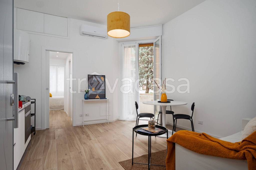appartamento in vendita a Milano in zona Rogoredo