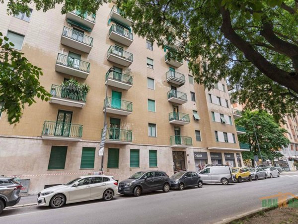 appartamento in vendita a Milano in zona Sempione
