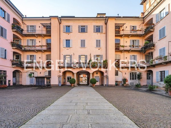 appartamento in vendita a Milano in zona Centro Storico