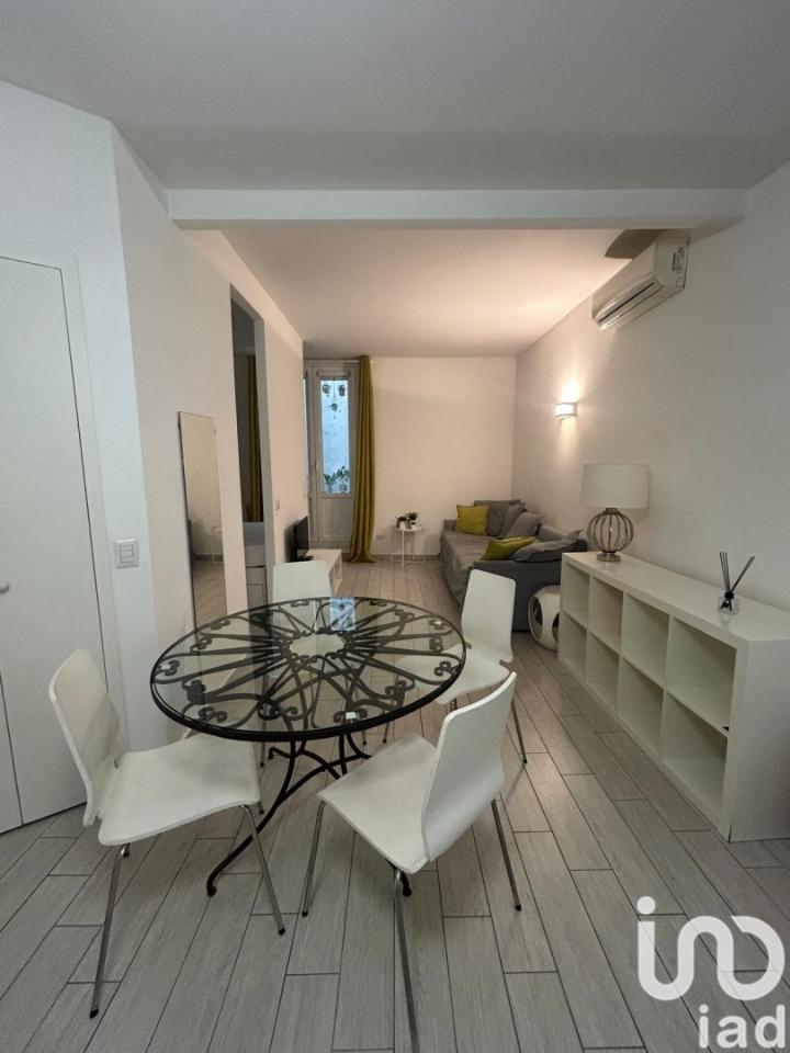 appartamento in vendita a Milano in zona Sant'Ambrogio