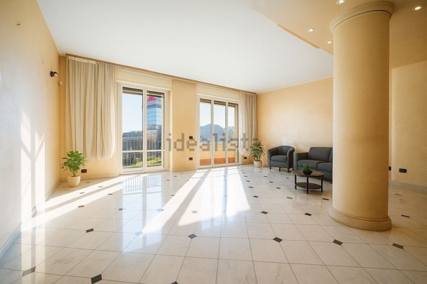 appartamento in vendita a Milano in zona Loreto