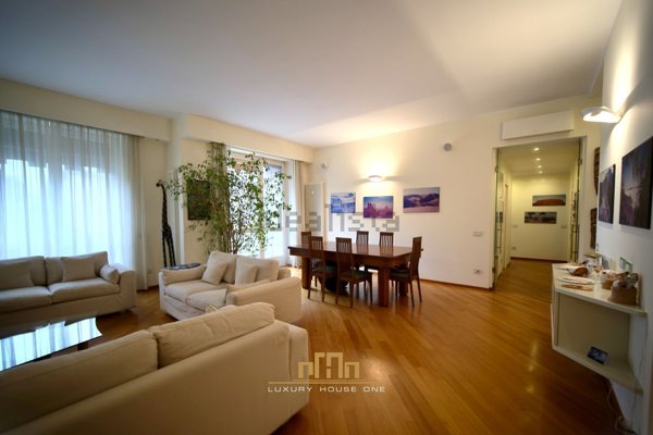 appartamento in vendita a Milano in zona Brera