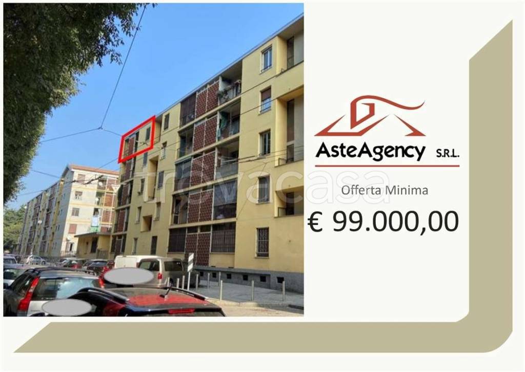 appartamento in vendita a Milano in zona Corvetto
