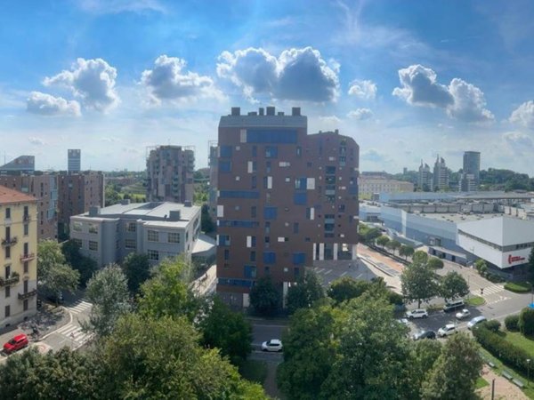 appartamento in vendita a Milano in zona Sempione