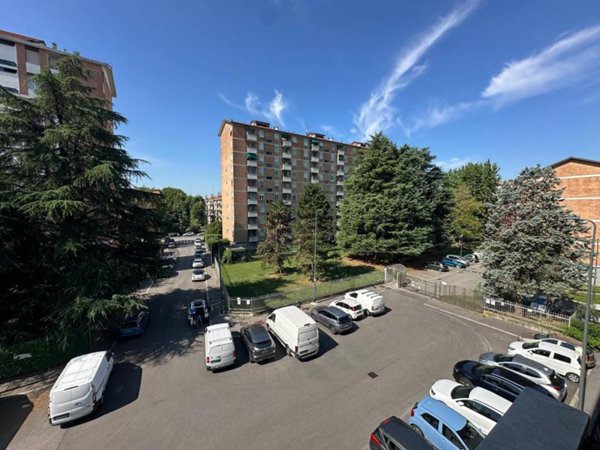 appartamento in vendita a Milano in zona Trenno