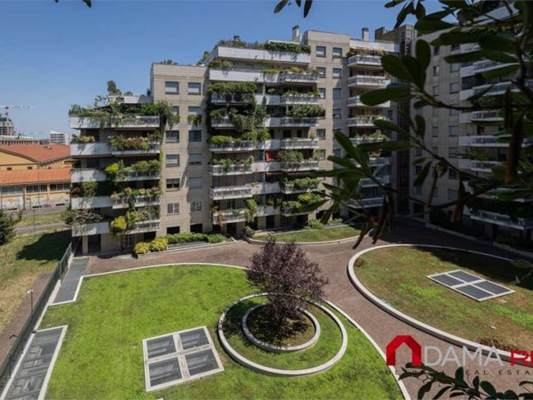 appartamento in vendita a Milano in zona Vigentino
