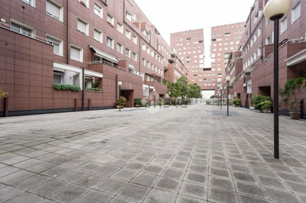 appartamento in vendita a Milano in zona Bicocca