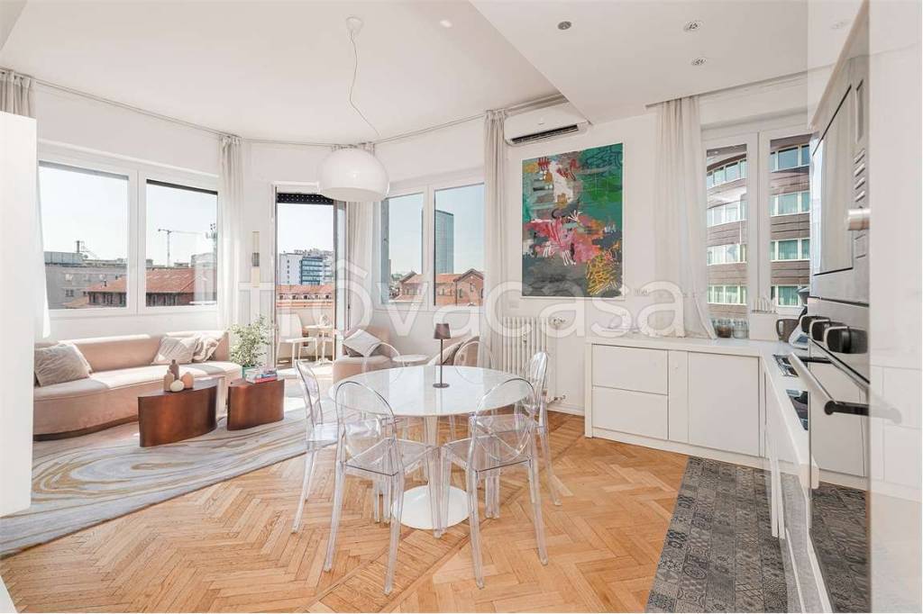 appartamento in vendita a Milano in zona Maggiolina
