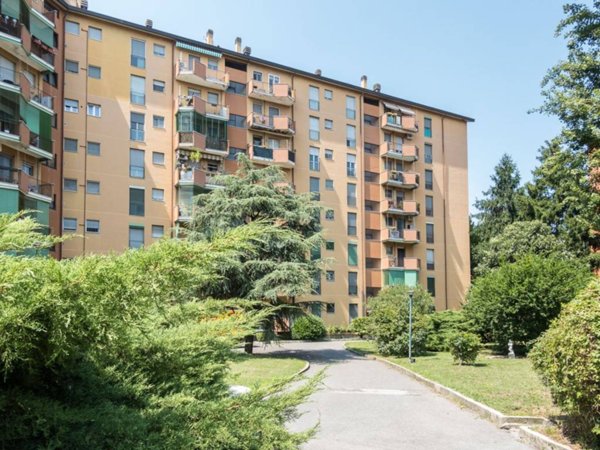 appartamento in vendita a Milano in zona Forlanini