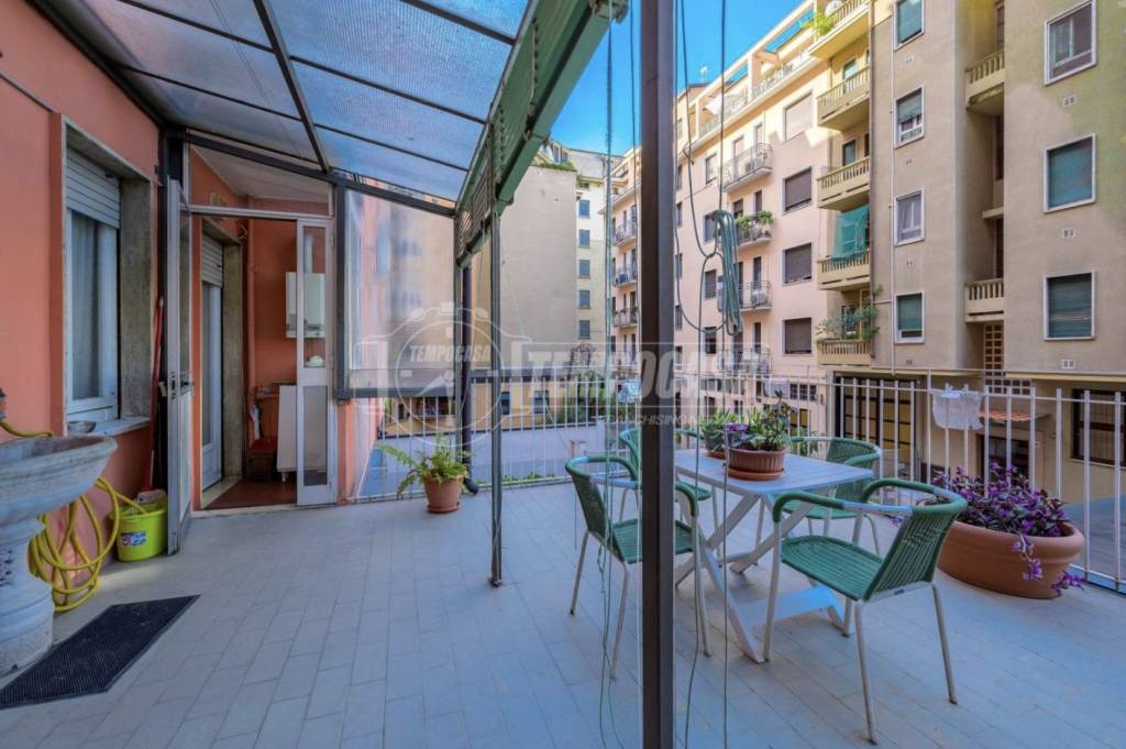 appartamento in vendita a Milano in zona Porta Genova