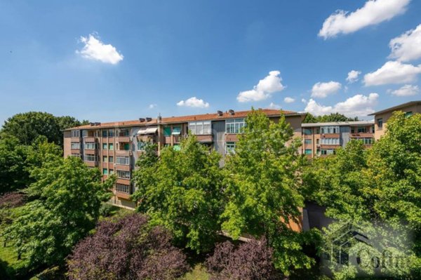 appartamento in vendita a Milano in zona Corvetto