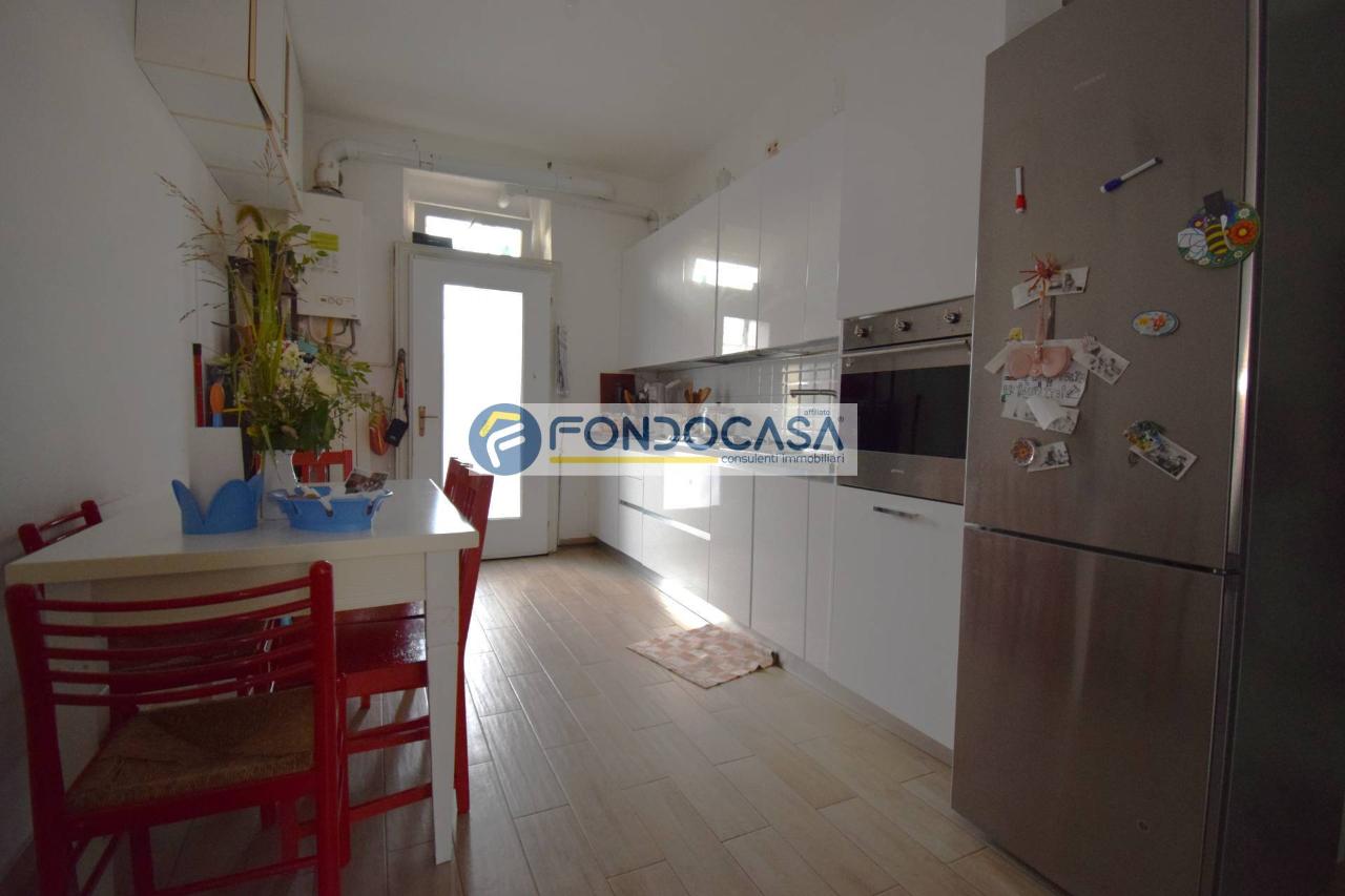 appartamento in vendita a Milano in zona Loreto