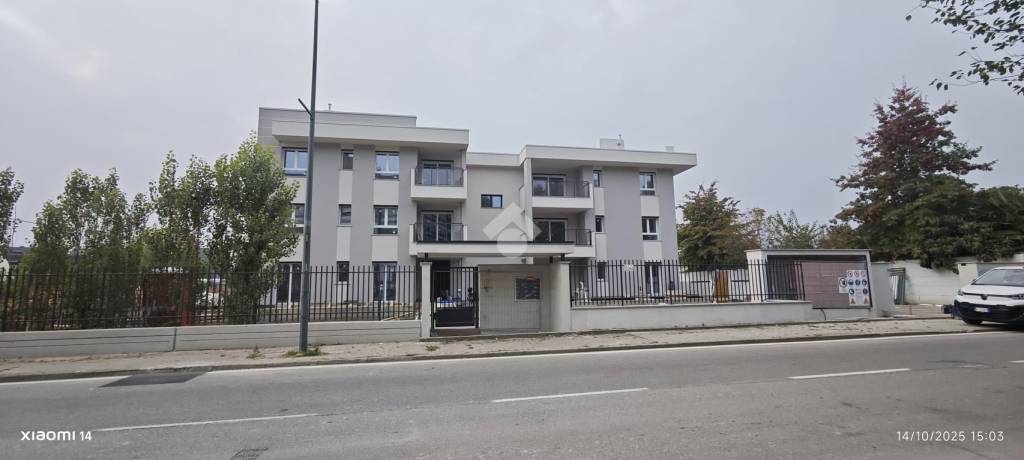 appartamento in vendita a Milano in zona Quinto Romano