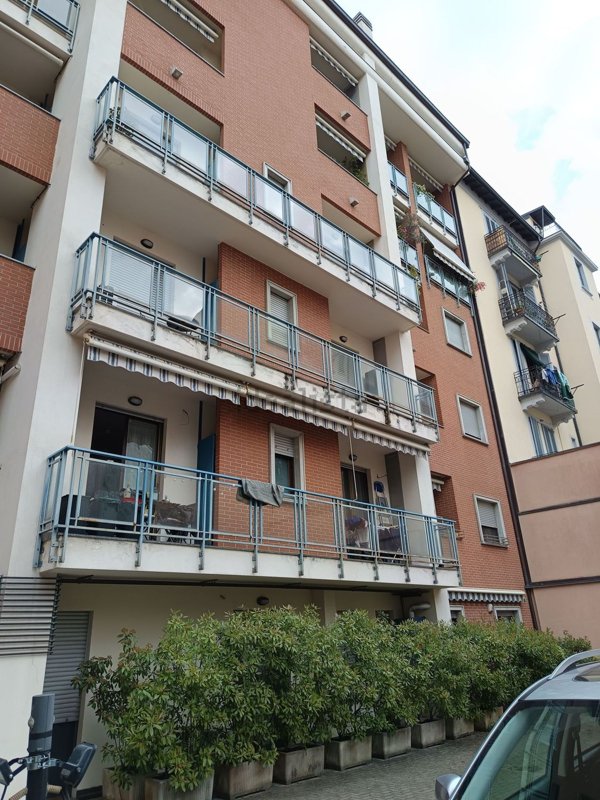 appartamento in vendita a Milano in zona Isola