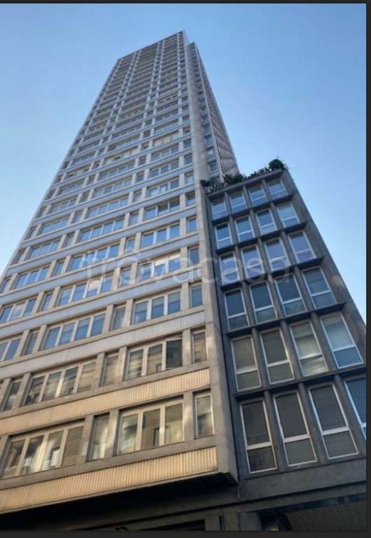 appartamento in vendita a Milano in zona Centro Direzionale