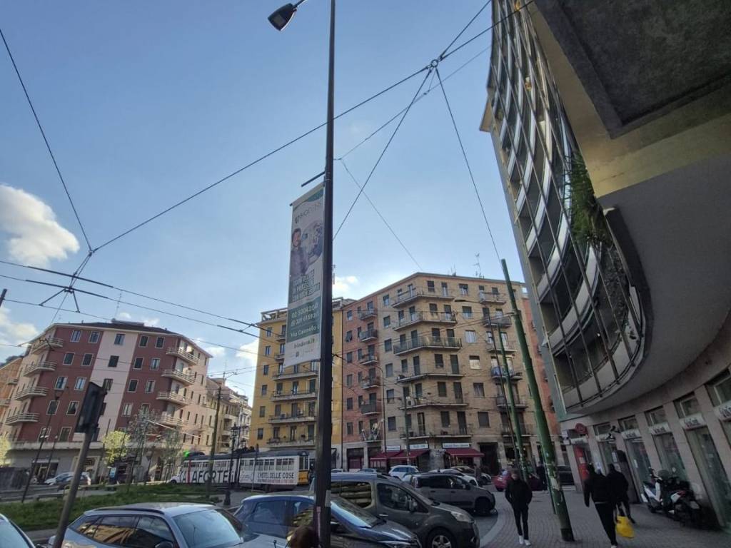 negozio in vendita a Milano in zona Bovisa