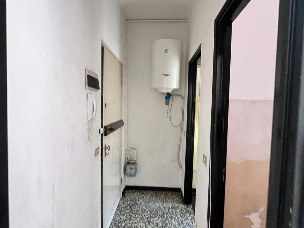 appartamento in vendita a Milano in zona Rogoredo