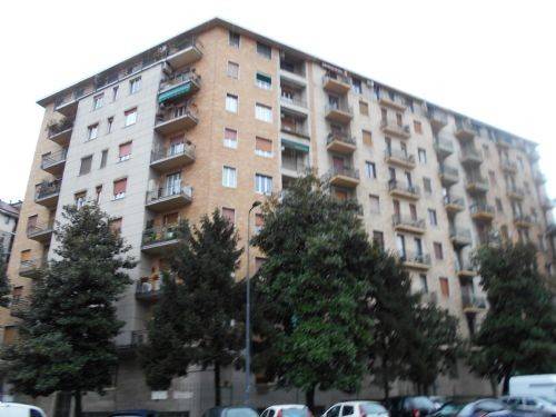 appartamento in vendita a Milano in zona Barona