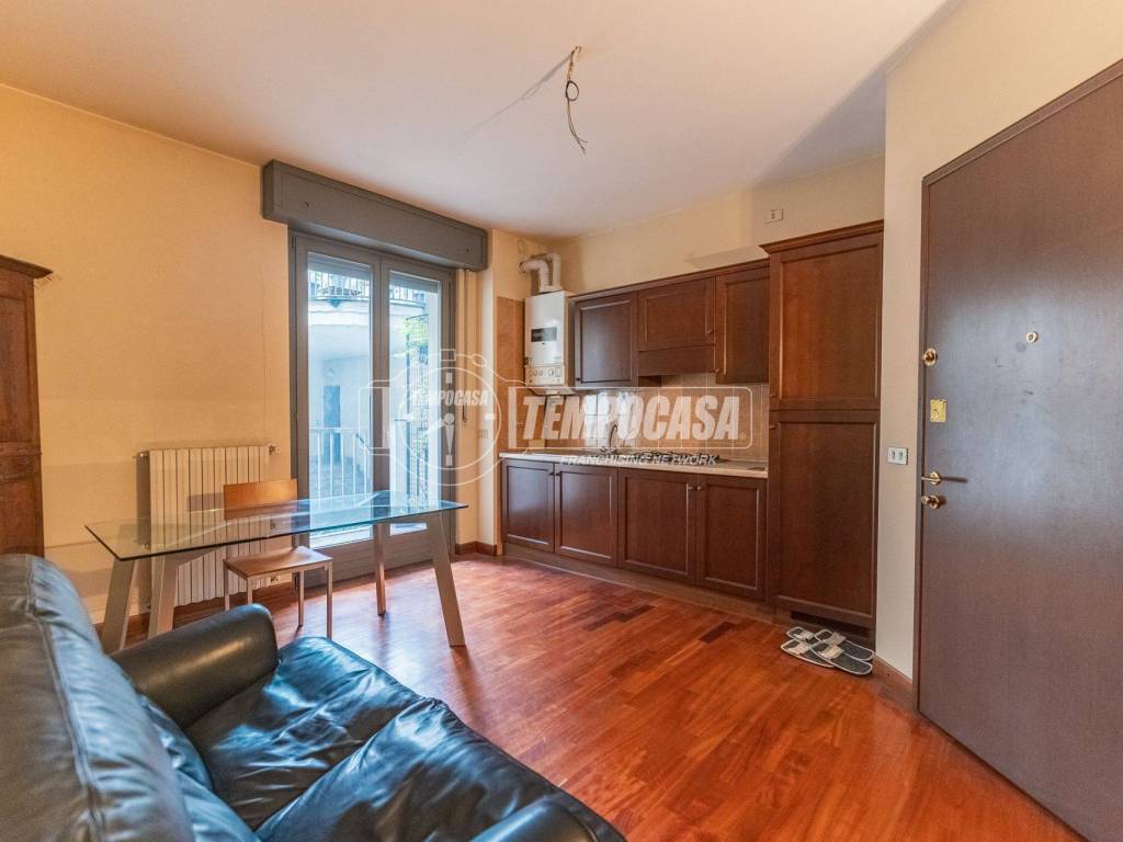 appartamento in vendita a Milano in zona Sempione