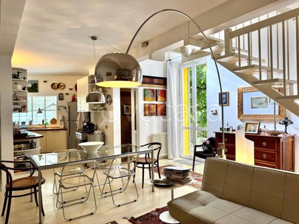casa indipendente in vendita a Milano in zona Città Studi