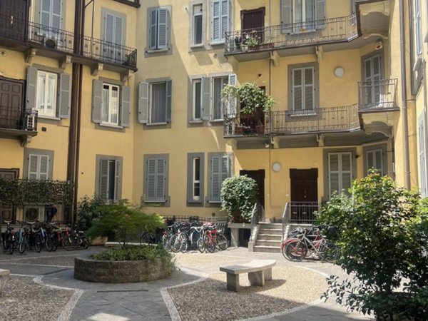 appartamento in vendita a Milano in zona Isola