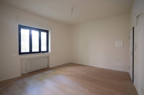 appartamento in vendita a Milano in zona XXII Marzo