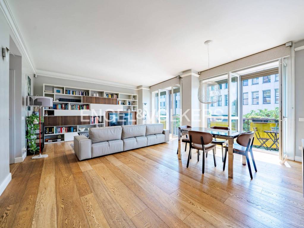 appartamento in vendita a Milano in zona Sempione