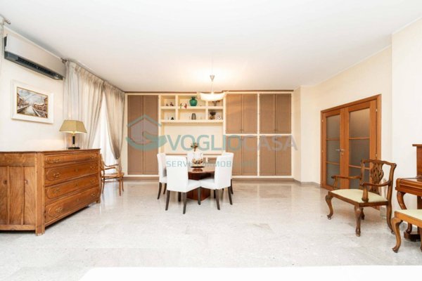 appartamento in vendita a Milano in zona Loreto