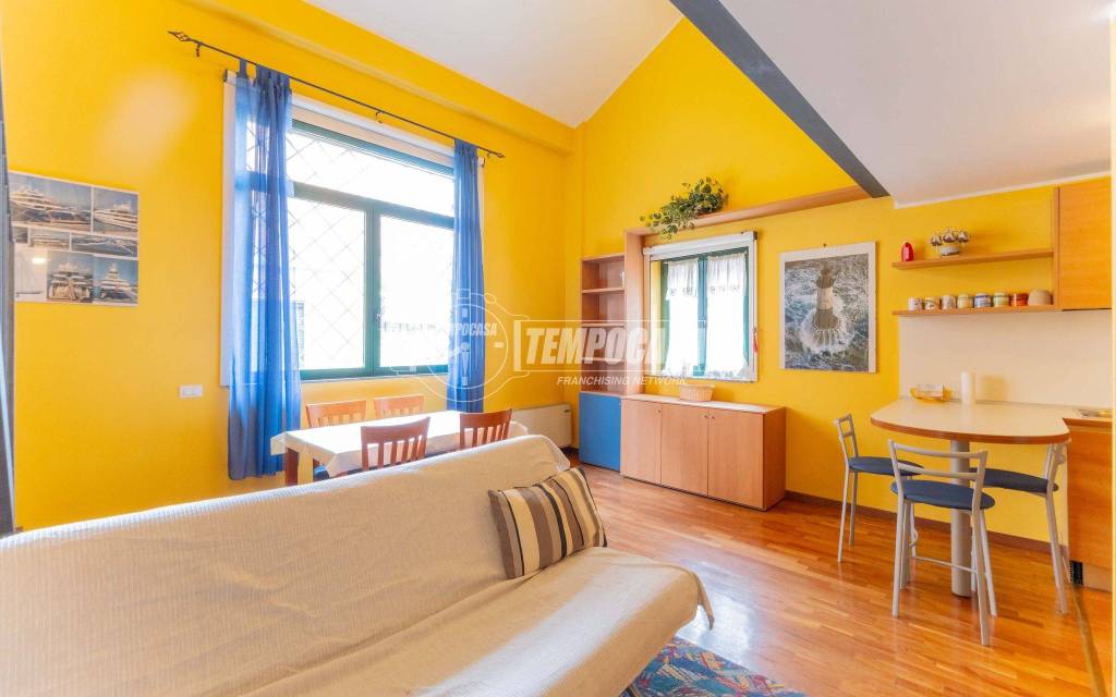 appartamento in vendita a Milano in zona Affori