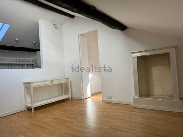 appartamento in vendita a Milano in zona Porta Garibaldi