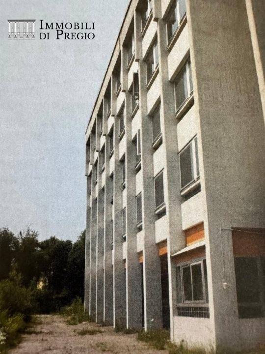 casa indipendente in vendita a Milano in zona Rogoredo