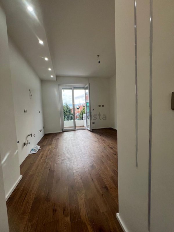 appartamento in vendita a Milano in zona Gorla