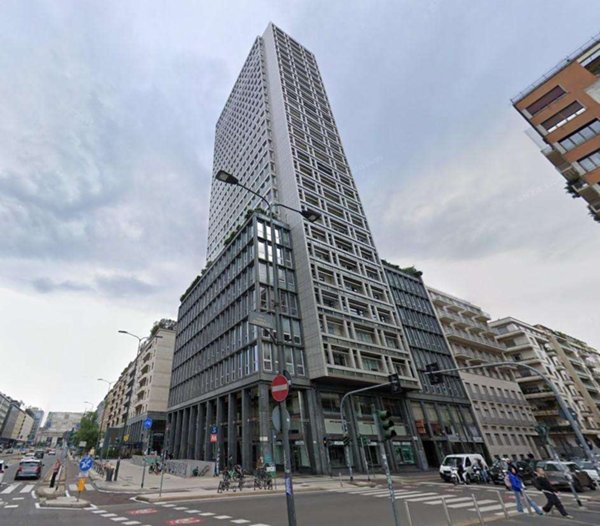 ufficio in vendita a Milano in zona Centro Direzionale