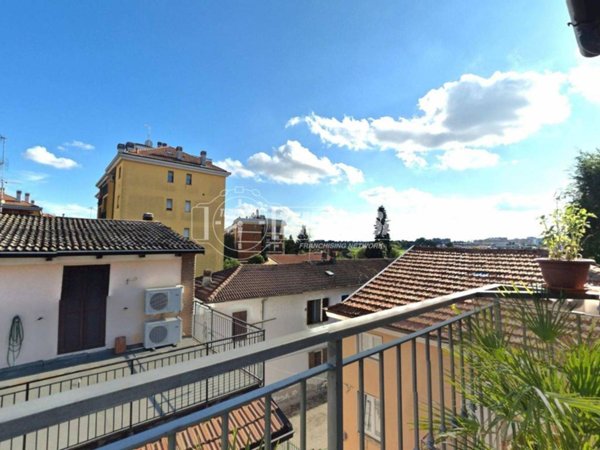 appartamento in vendita a Milano in zona Ponte Lambro