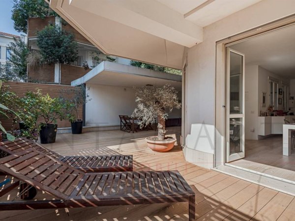 appartamento in vendita a Milano in zona Porta Venezia