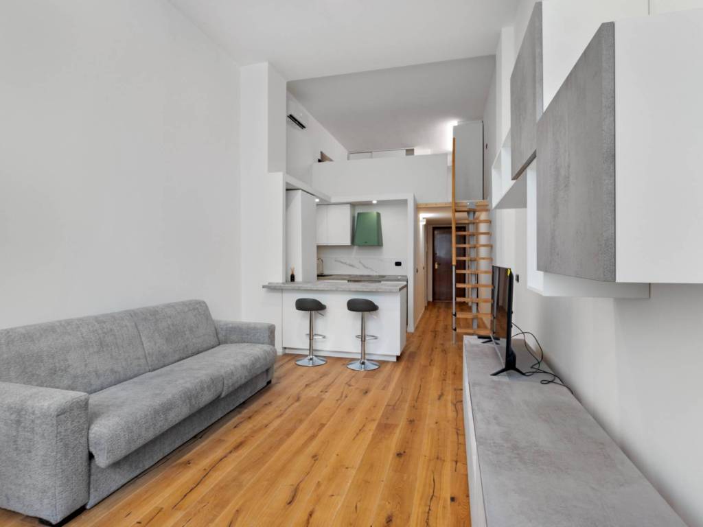 appartamento in vendita a Milano in zona Città Studi