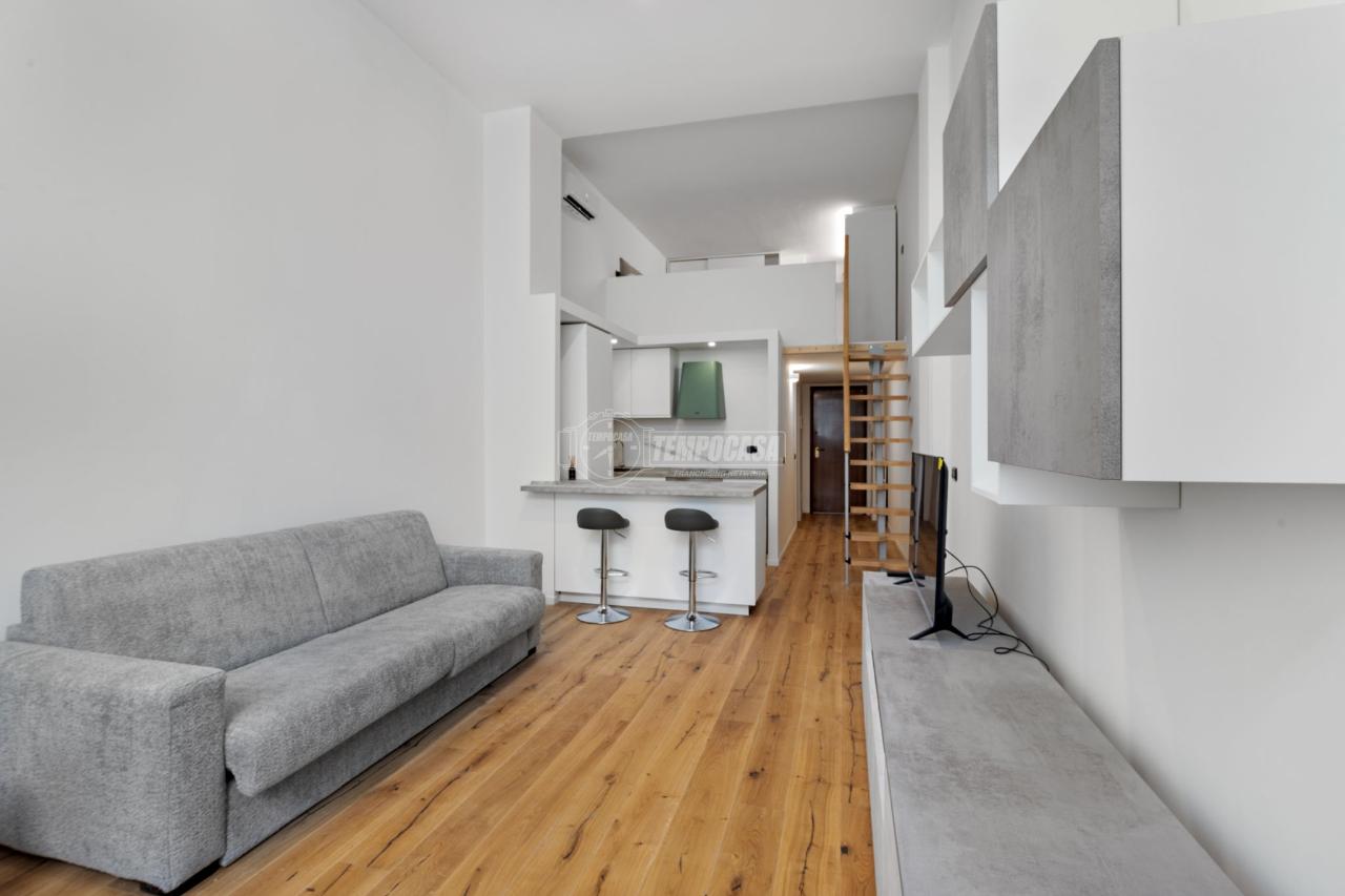 appartamento in vendita a Milano in zona Città Studi