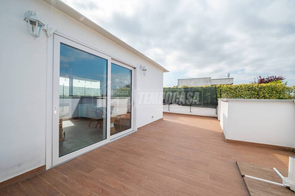 appartamento in vendita a Milano in zona Vigentino