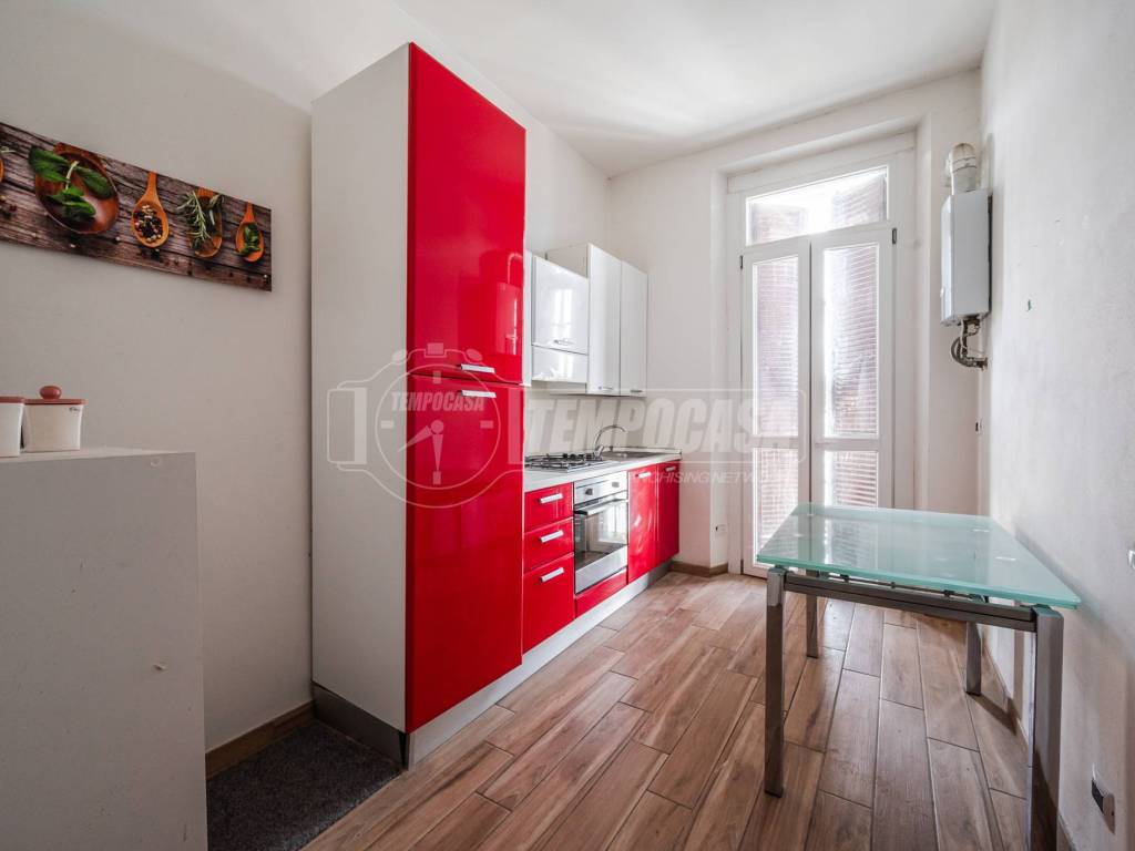 appartamento in vendita a Milano in zona Piazzale Lodi