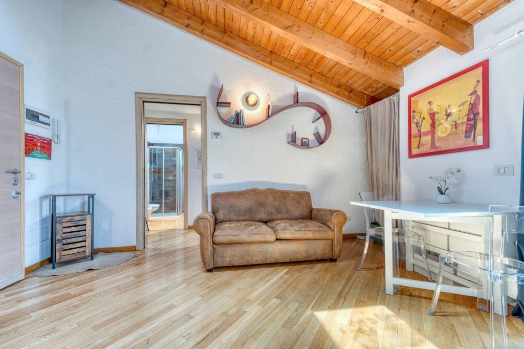 appartamento in vendita a Milano in zona San Cristoforo