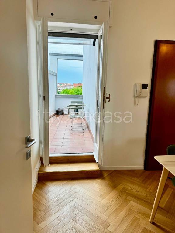 appartamento in vendita a Milano in zona Ghisolfa