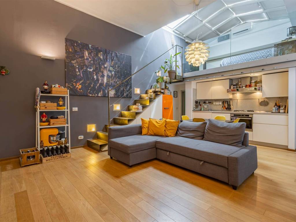 appartamento in vendita a Milano in zona Città Studi