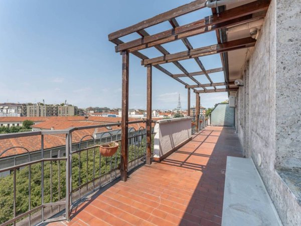 appartamento in vendita a Milano in zona Città Studi