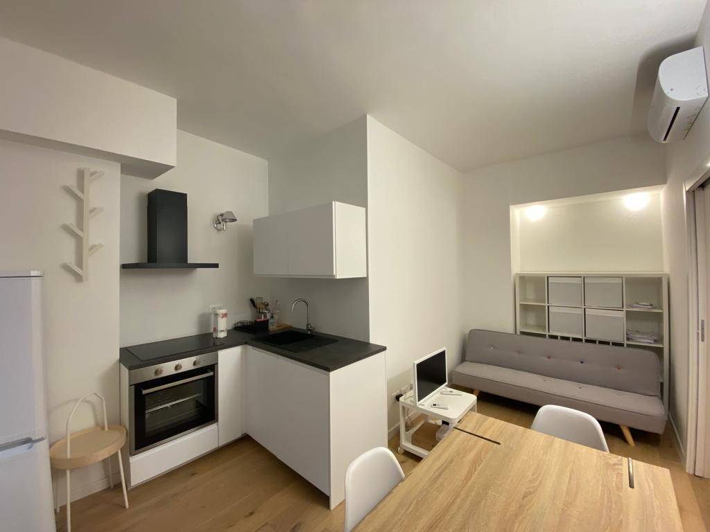 appartamento in vendita a Milano in zona Barona