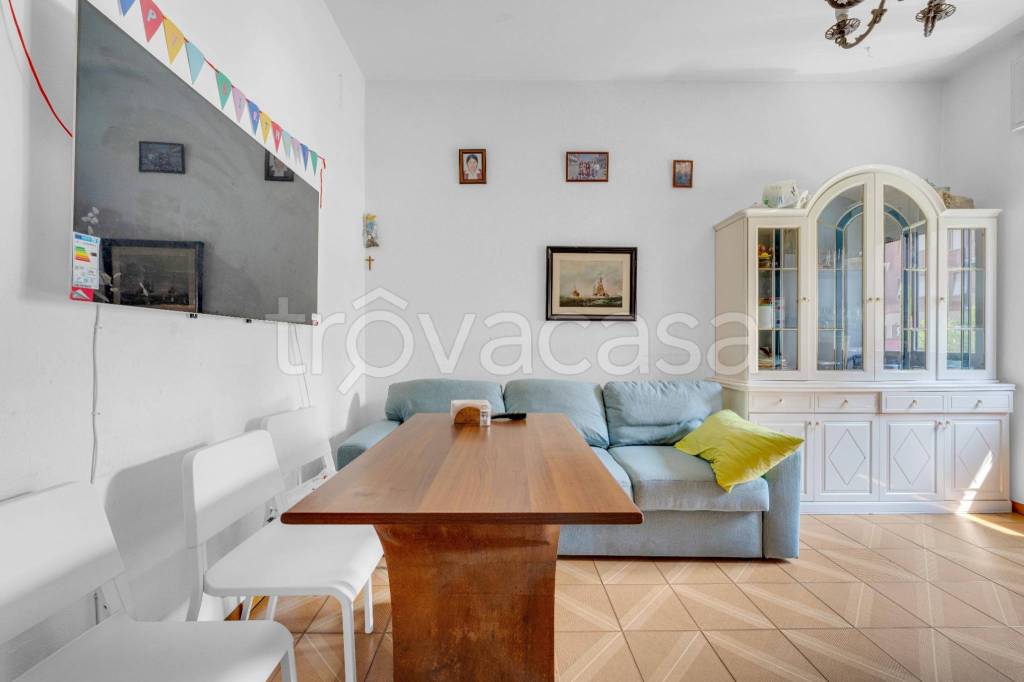appartamento in vendita a Milano in zona Città Studi