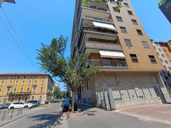 appartamento in vendita a Milano in zona Porta Venezia