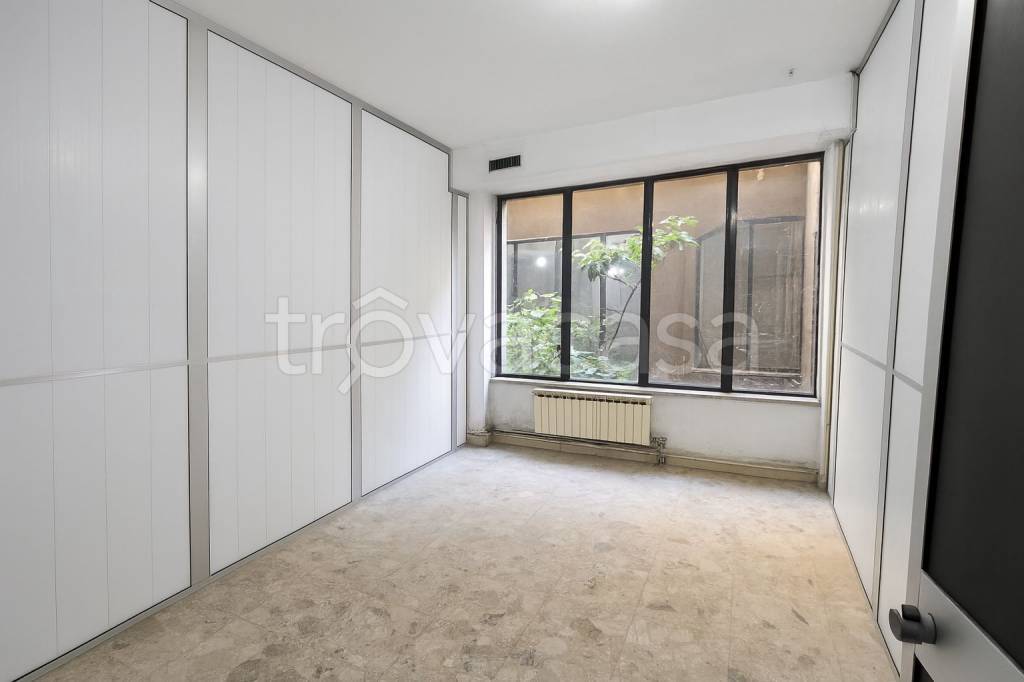 ufficio in vendita a Milano
