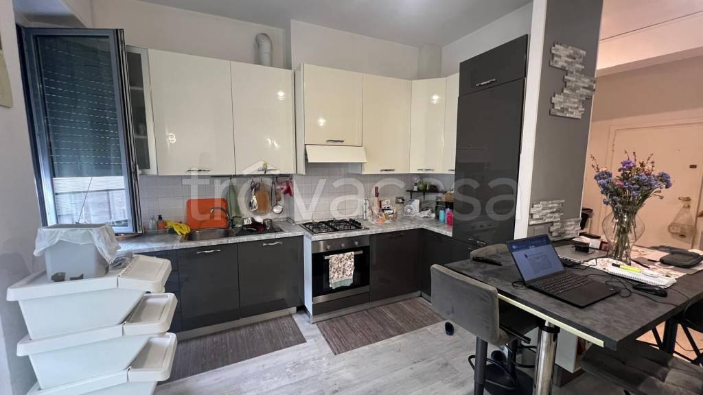 appartamento in vendita a Milano in zona Gorla