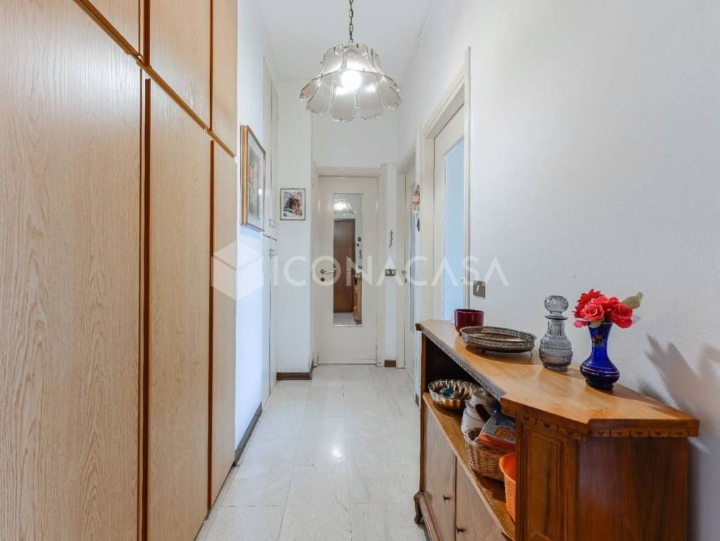 appartamento in vendita a Milano in zona Crescenzago